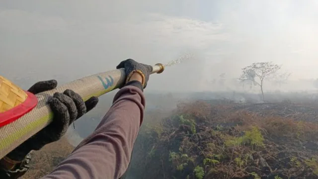 Siasat Polres Aceh Barat Jinakkan Karhutla di Tengah Kepungan Angin Kencang