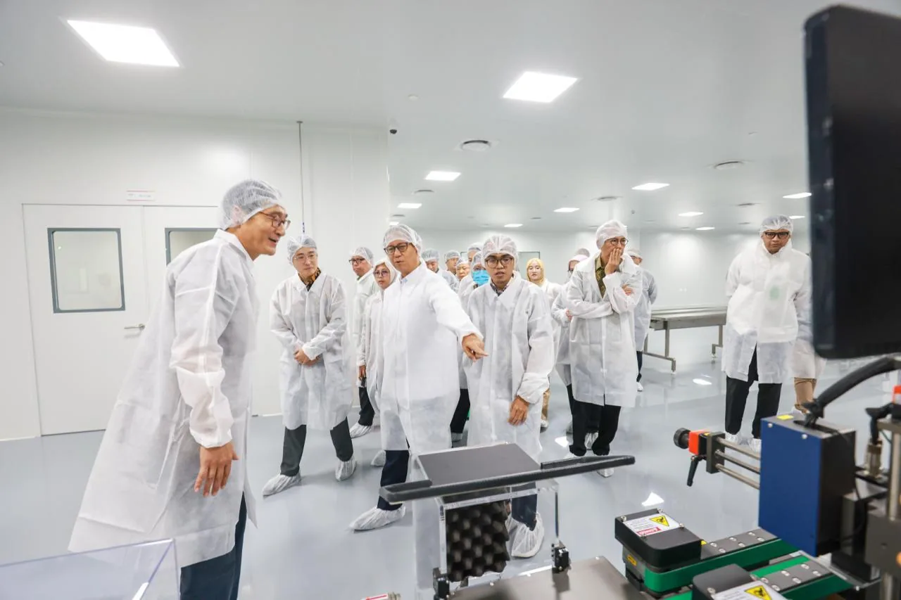 Tinjau Pabrik Fraksionasi Plasma Pertama RI, Menkes Budi Gunadi Siapkan Integrasi dengan Danantara dan Bio Farma