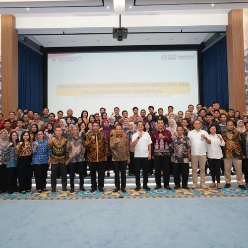 Kemenko Perekonomian Lantik 70 CPNS Jadi PNS, Susiwijono: Banyak yang Akan Jadi Pimpinan